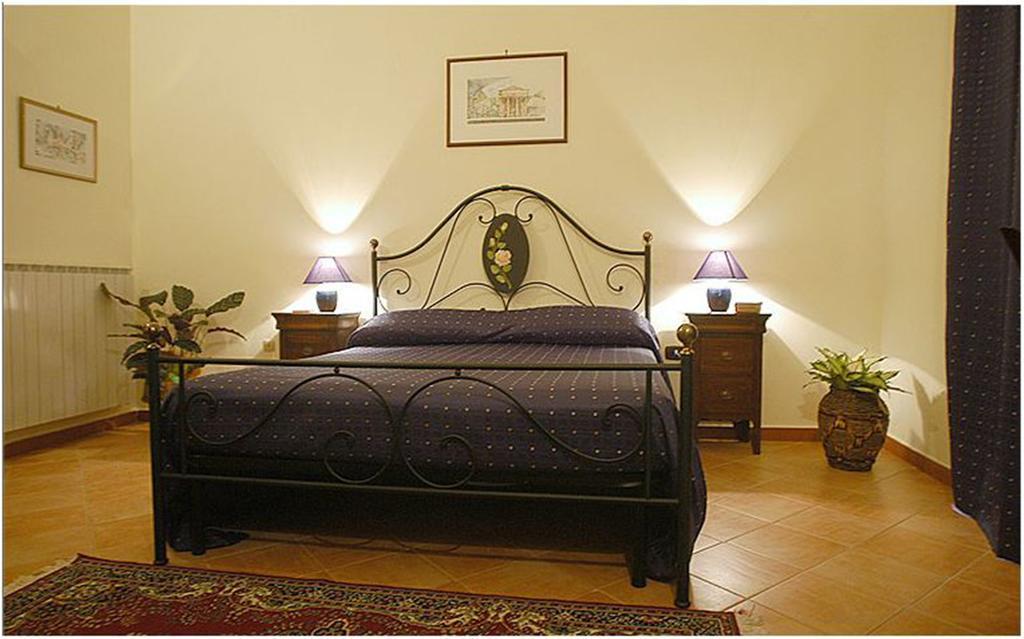 Hotel Ristorante Novecento Caserta Ngoại thất bức ảnh