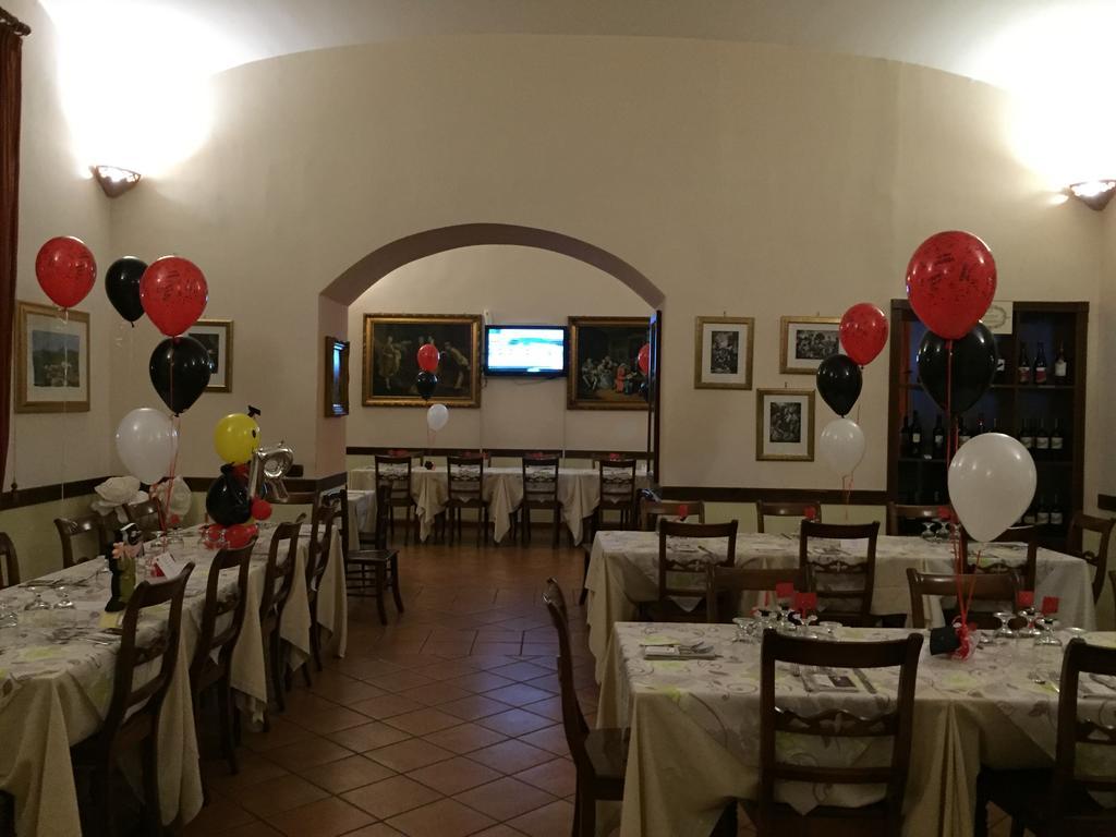 Hotel Ristorante Novecento Caserta Ngoại thất bức ảnh