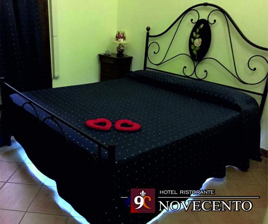Hotel Ristorante Novecento Caserta Ngoại thất bức ảnh