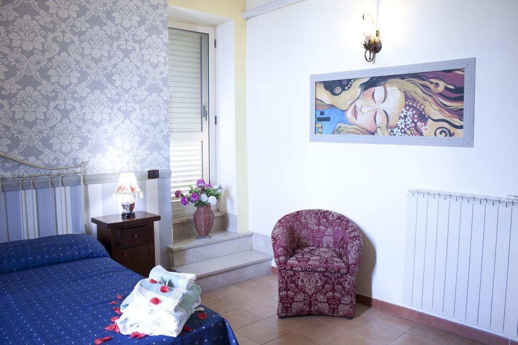 Hotel Ristorante Novecento Caserta Ngoại thất bức ảnh