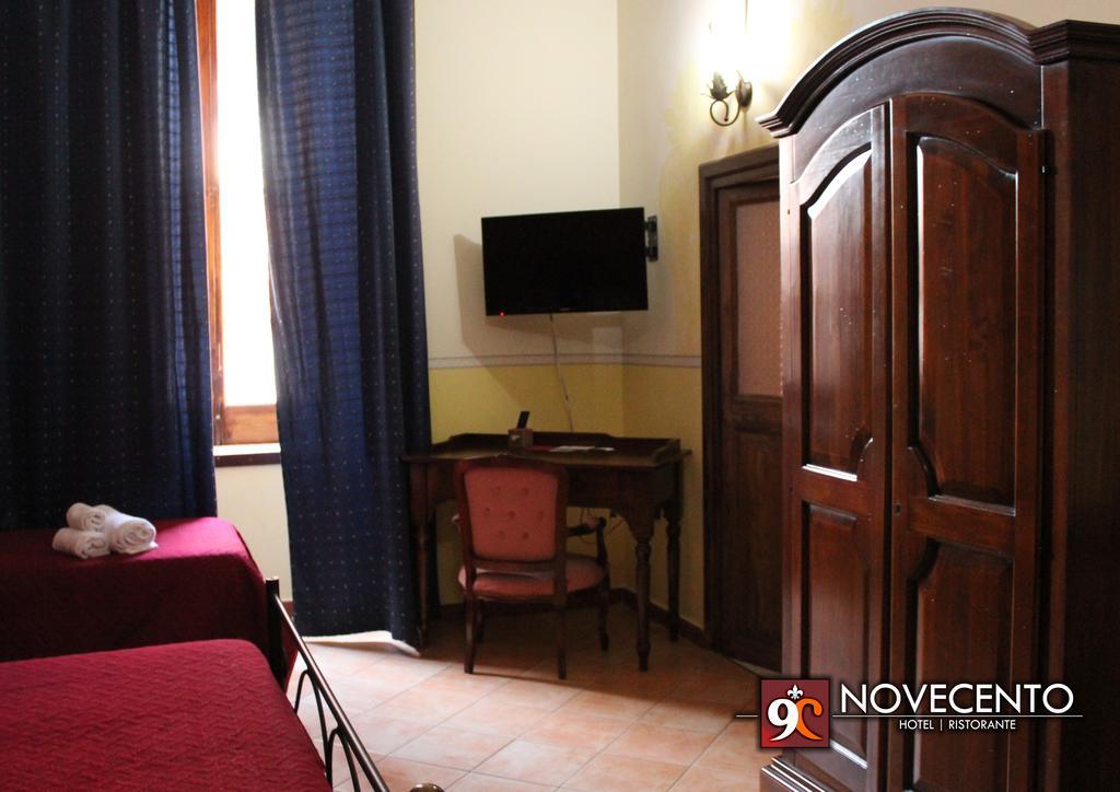 Hotel Ristorante Novecento Caserta Ngoại thất bức ảnh
